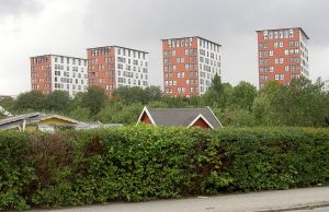 1280px-Lunnatöser